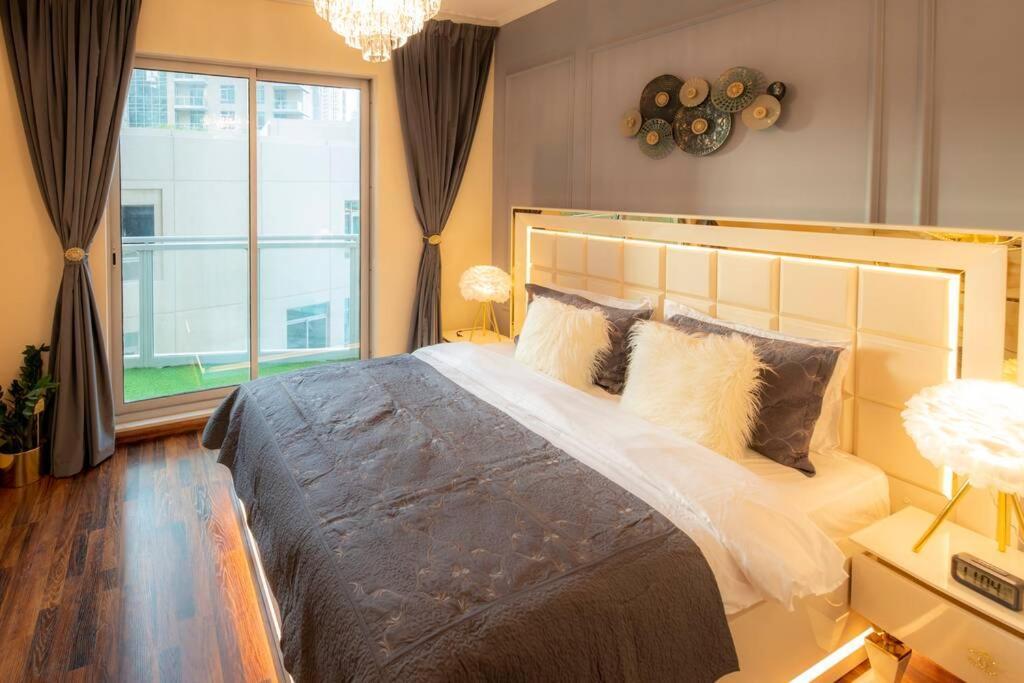 First Class 2Br With Full Burj Khalifa And Fountain View Dubái Exterior foto