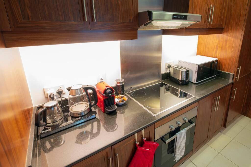 First Class 2Br With Full Burj Khalifa And Fountain View Dubái Exterior foto