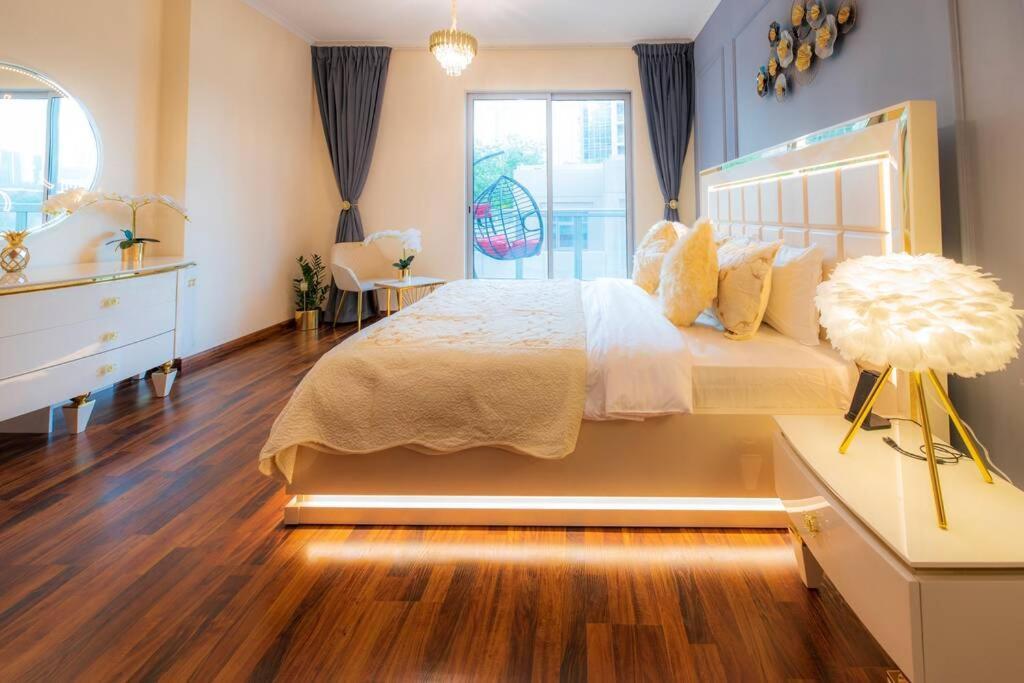 First Class 2Br With Full Burj Khalifa And Fountain View Dubái Exterior foto